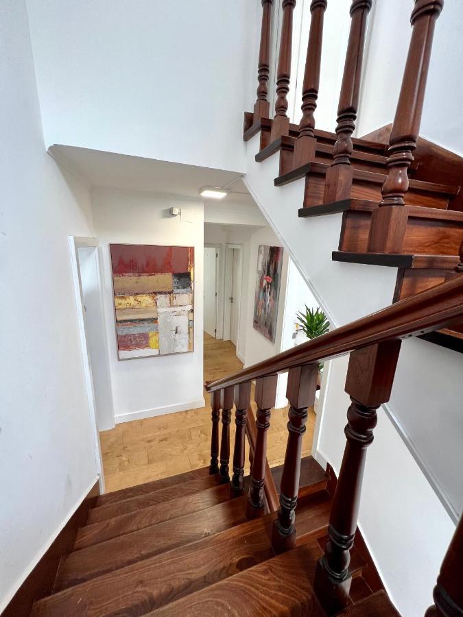 Oeiras Beach Private Room 9 - Double Bedroom With Shared Bathroom & Terrace Оэйраш Экстерьер фото